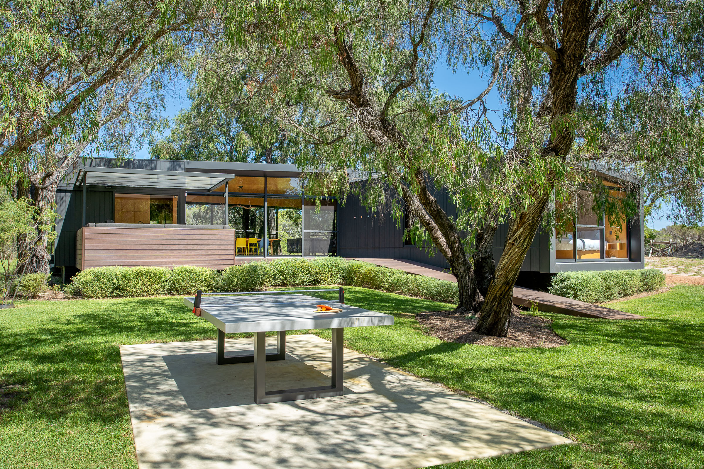 Table tennis table, front garden