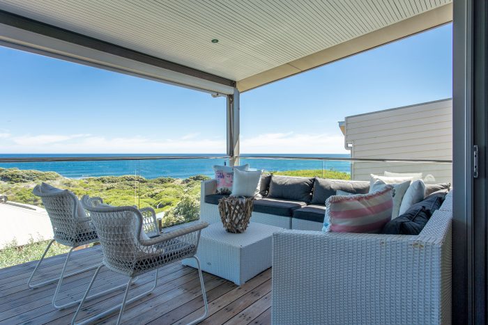 Sundowner, Yallingup